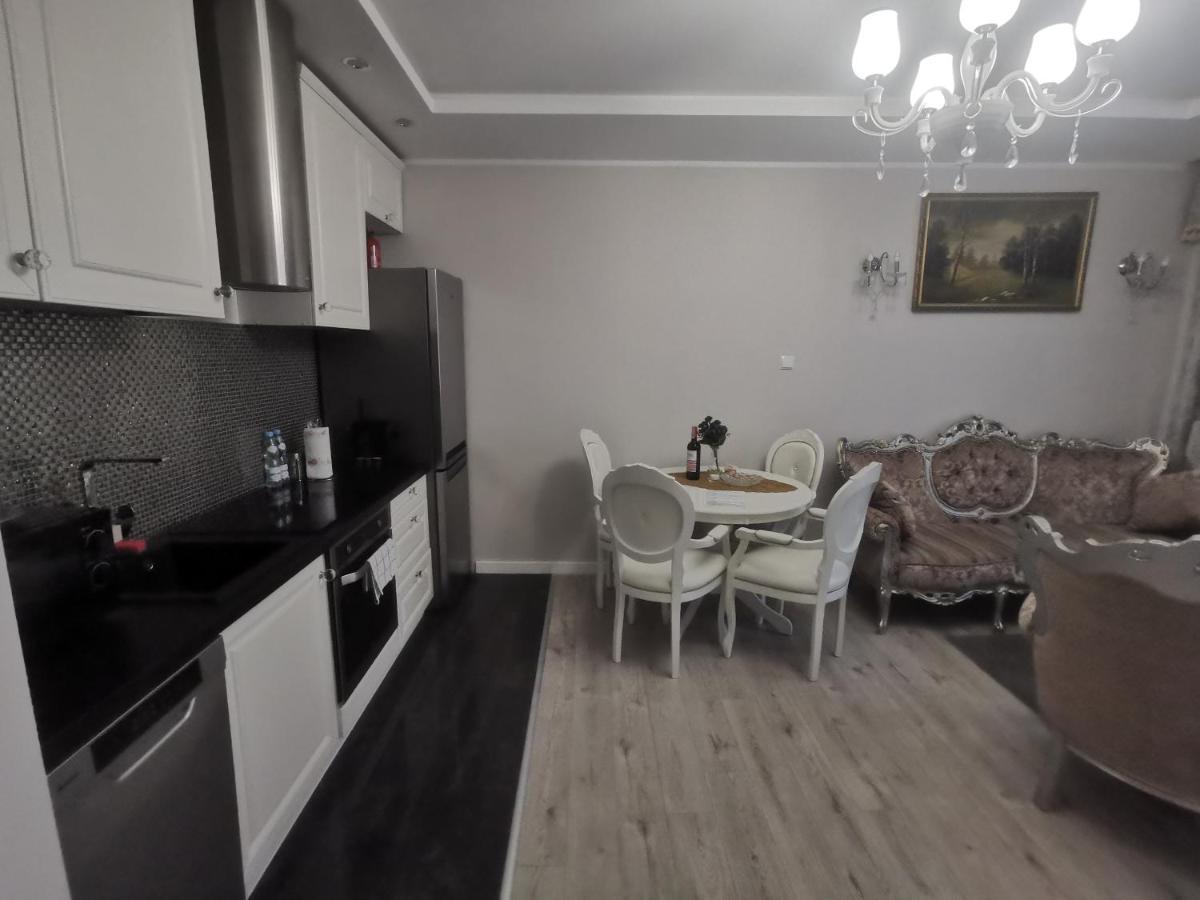 Wm Centrum Glamour Z Parkingiem Бялисток Екстериор снимка